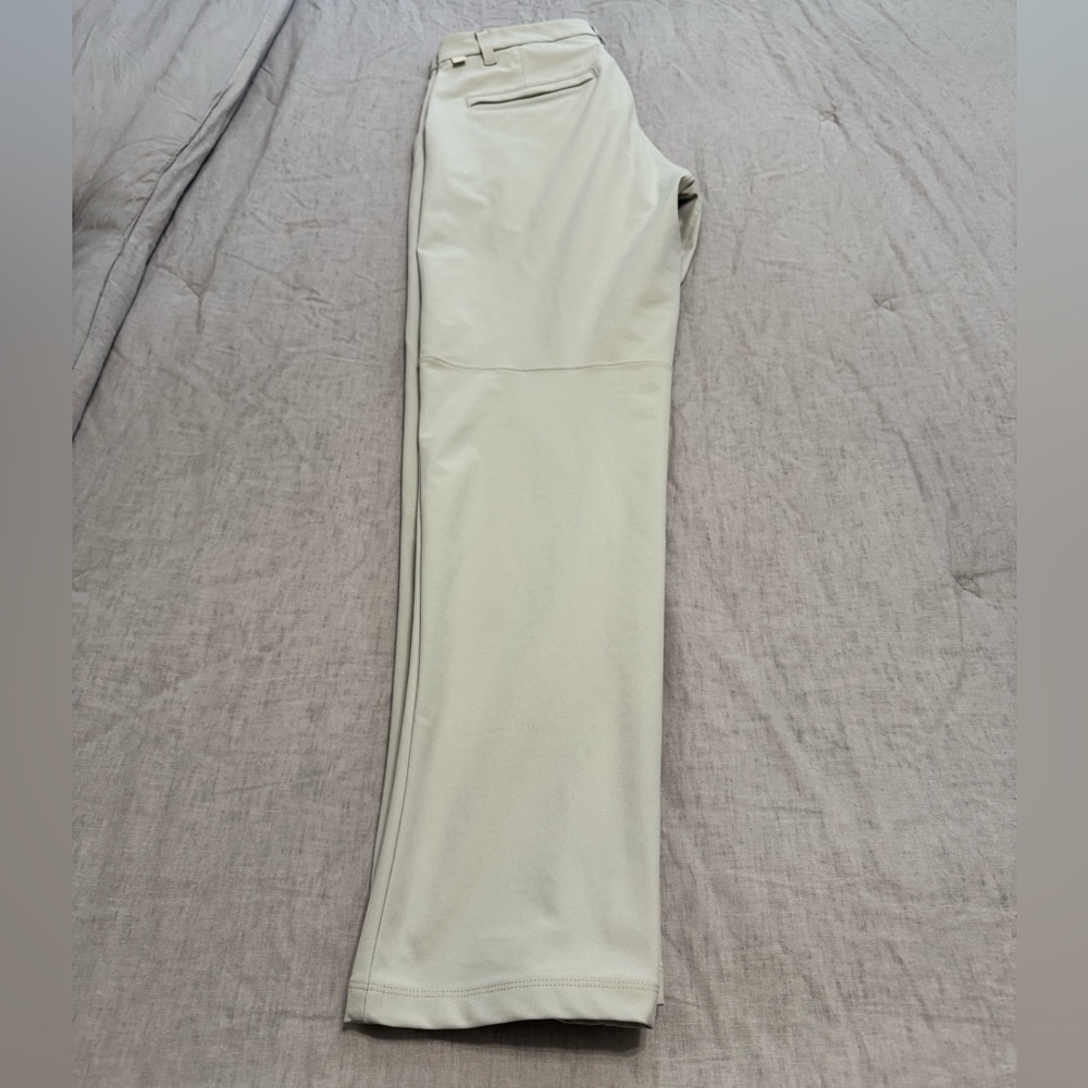 Lululemon Men's Dress Pant/ Trouser - Picture 4 of 4